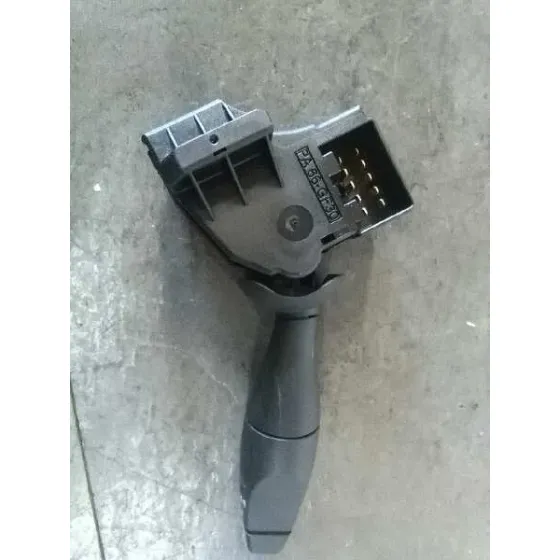 Mando Limpia para Ford Fiesta (Cbk)