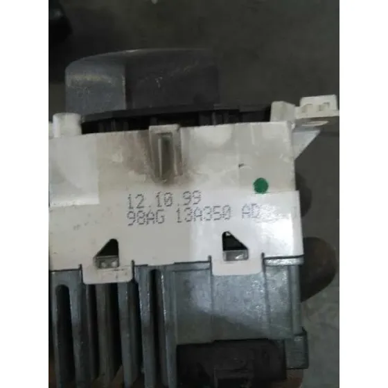 Warning para Ford Focus Berlina (Cak)