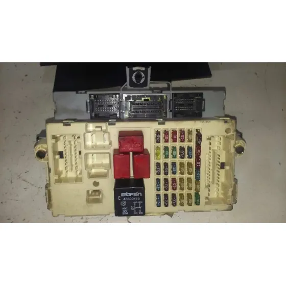 Caja Reles / Fusibles para Fiat Stilo (192)