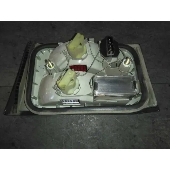 Piloto Trasero Izquierdo Interior para Bmw Serie 5 Berlina (E34)