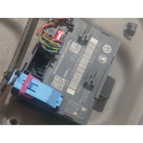 Elevalunas Delantero Izquierdo para Skoda Suberb (3T4)
