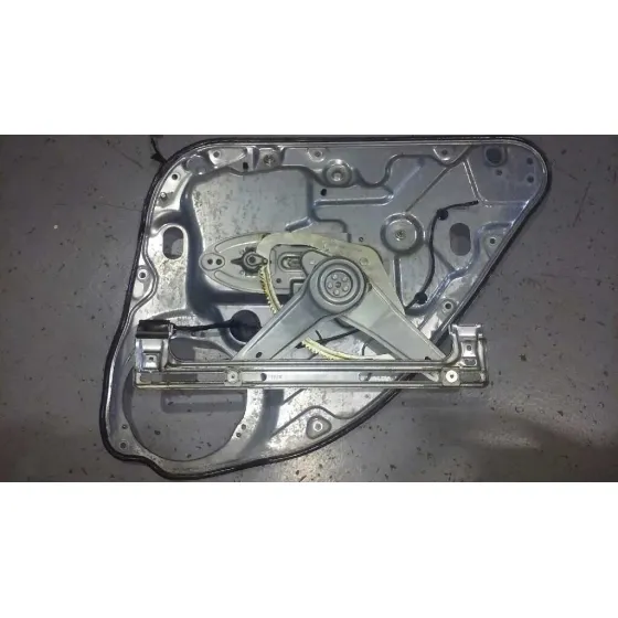 Elevalunas Trasero Izquierdo para Ford Focus Berlina (Cap)
