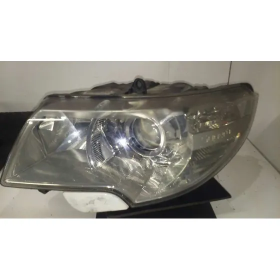 Faro Izquierdo para Skoda Suberb (3T4)