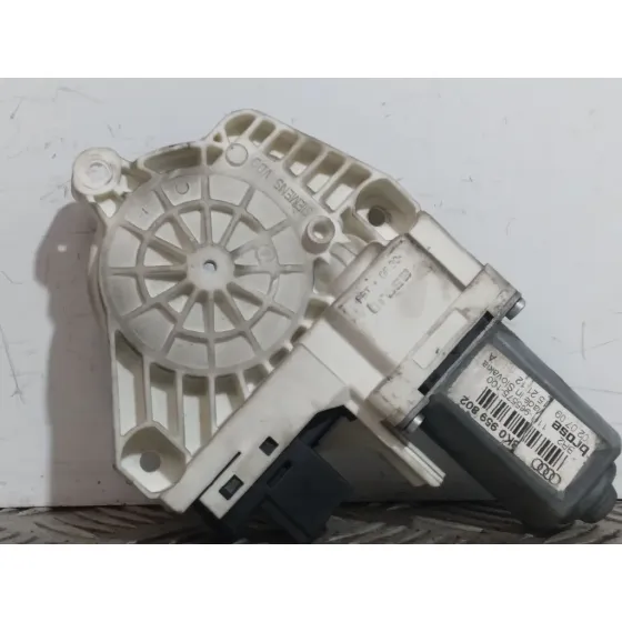Motor Elevalunas Delantero Derecho para Skoda Suberb (3T4)