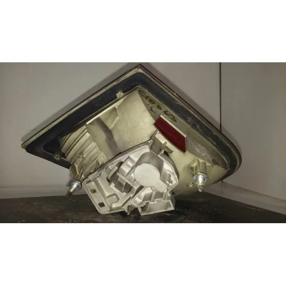 Piloto Trasero Izquierdo Interior para Skoda Suberb (3T4)