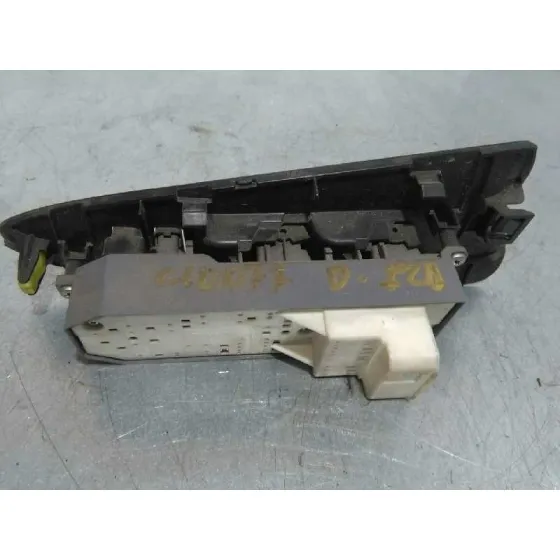 Mando Elevalunas Delantero Izquierdo para Toyota Rav 4 (A3)