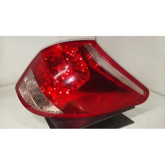 Piloto Trasero Derecho para Toyota Rav 4 (A3)