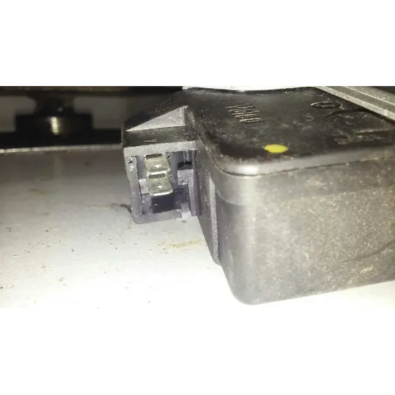 Motor Cierre Centralizado Porton para Peugeot 107