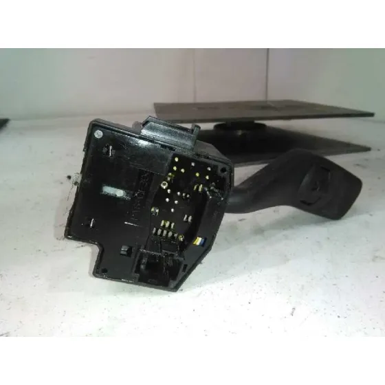 Mando Intermitentes para Ford Focus Berlina (Cap)