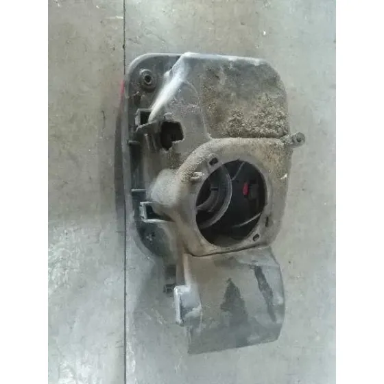 Tapa Exterior Combustible para Renault Clio Iii