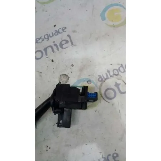 Mando Limpia para Volkswagen Golf V Berlina (1K1)