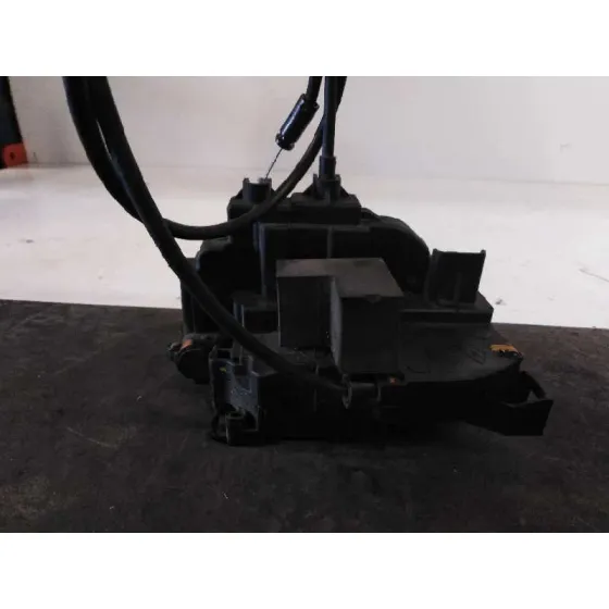 Cerradura Puerta Trasera Derecha para Renault Clio Iii