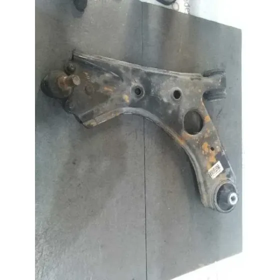 Brazo Suspension Inferior Delantero Izquierdo para Fiat 500 L (330)