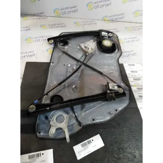 Elevalunas Delantero Derecho para Seat Ibiza (6L1)