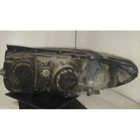 Faro Derecho para Hyundai Santa Fe (Bm)