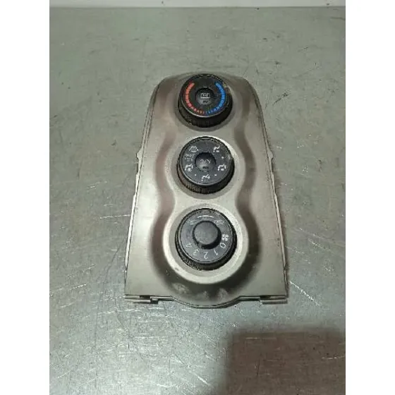 Mando Calefaccion / Aire Acondicionado para Toyota Yaris