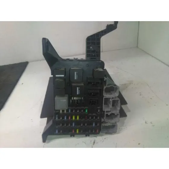 Caja Reles / Fusibles para Ford Mondeo Berlina (Ge)