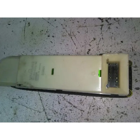Mando Elevalunas Delantero Izquierdo para Mitsubishi Montero (V60/V70)