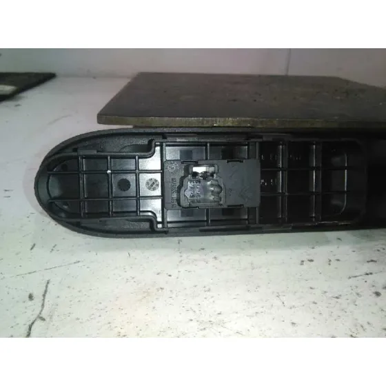 Mando Elevalunas Delantero Derecho para Peugeot 307 Break / Sw (S1)