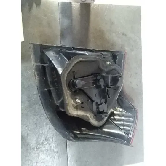 Piloto Trasero Derecho para Toyota Corolla (E12)