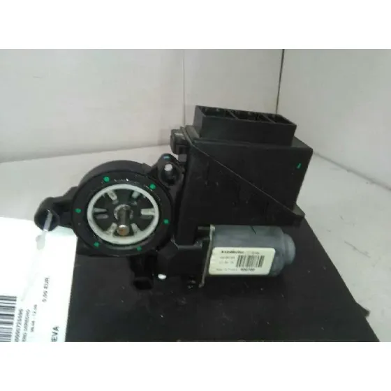 Motor Elevalunas Delantero Derecho para Volkswagen Polo (9N1)