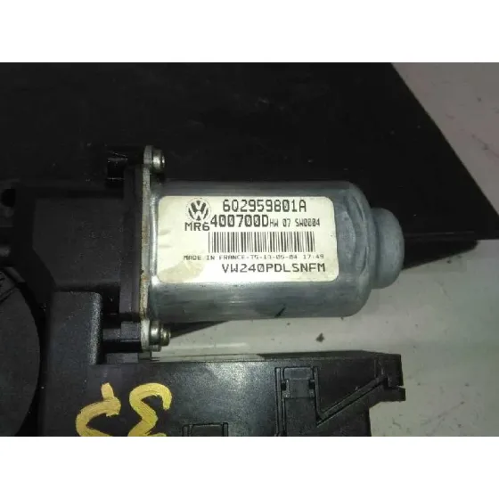 Motor Elevalunas Delantero Derecho para Volkswagen Polo (9N1)