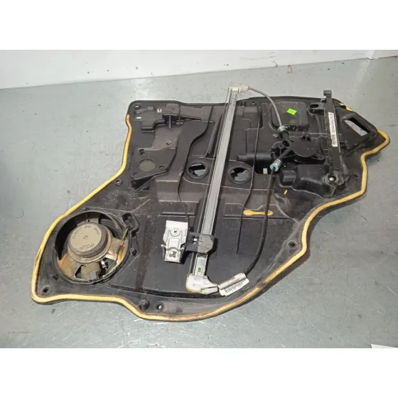 Elevalunas Trasero Izquierdo para Mazda 2 Berlina (Dy)