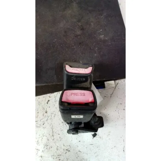 Enganche Cinturon para Kia Cee'd