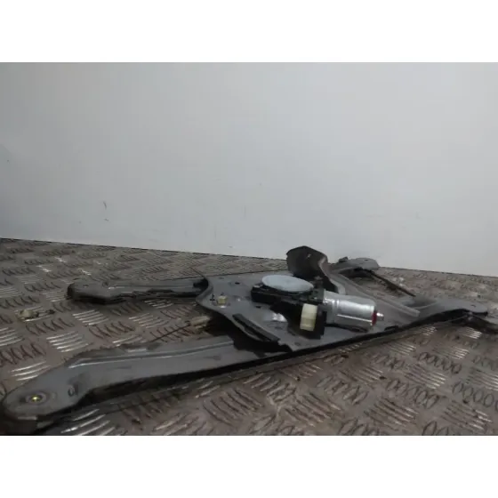 Elevalunas Delantero Izquierdo para Mitsubishi Grandis (Na0W)