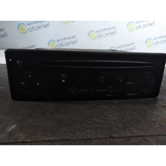 Sistema Audio / Radio Cd para Nissan Interstar Mod. 04 (X70)