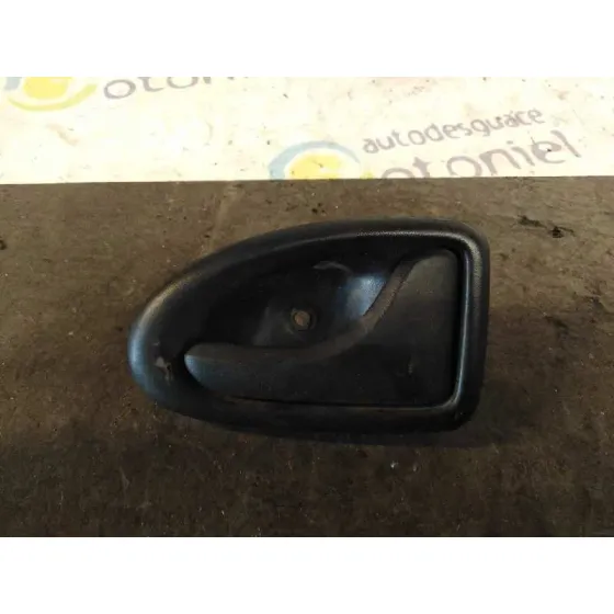 Maneta Interior Delantera Derecha para Nissan Interstar Mod. 04 (X70)