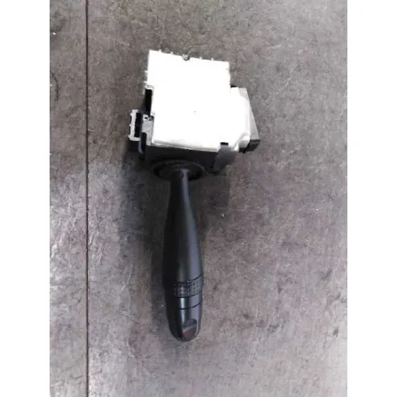 Mando Limpia para Toyota Corolla (E12)