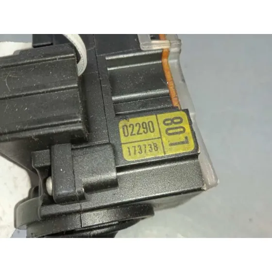 Mando Limpia para Toyota Corolla (E12)
