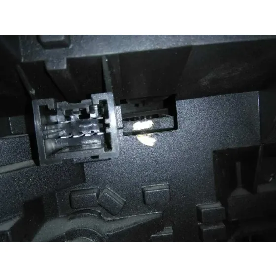 Piloto Trasero Derecho para Mg Serie 400 (Rt)
