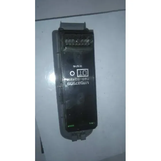 Mando Elevalunas Delantero Izquierdo para Mitsubishi Colt Berlina 5 (Z30A)
