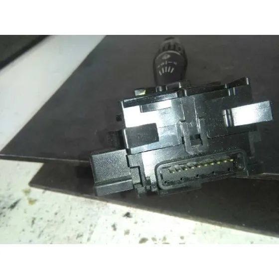 Mando Limpia para Mitsubishi Montero (V60/V70)