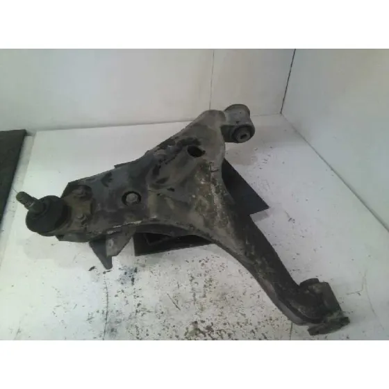 Brazo Suspension Inferior Delantero Izquierdo para Mitsubishi Montero (V60/V70)