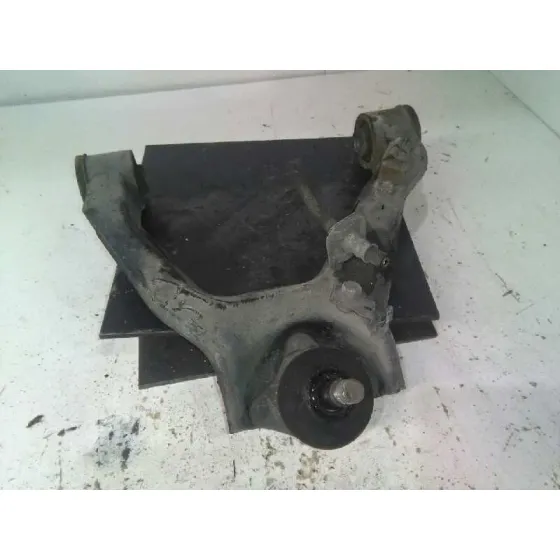 Brazo Suspension Superior Delantero Izquierdo para Mitsubishi Montero (V60/V70)
