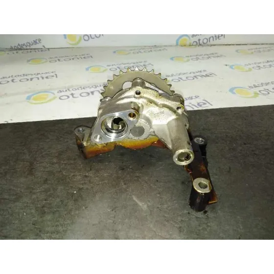 Bomba Aceite para Volkswagen Golf V Berlina (1K1)