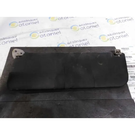 Parasol Izquierdo para Ford Transit Mod. 2000 Combi