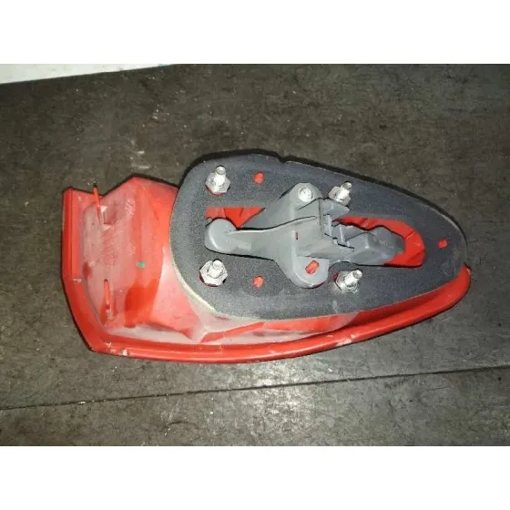 Piloto Trasero Derecho para Alfa Romeo 147 (190)