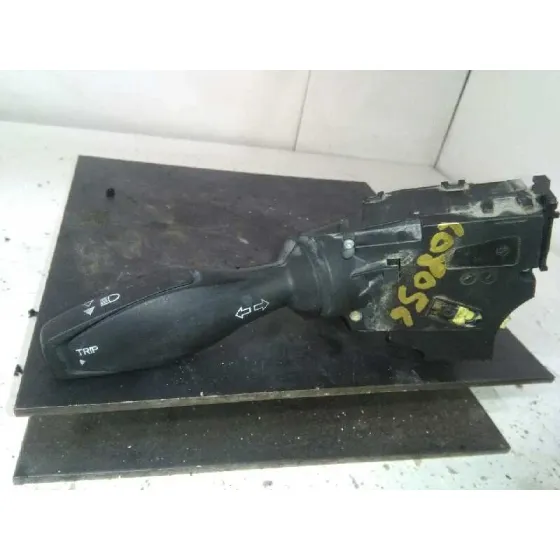 Mando Intermitentes para Ford Fiesta (Ccn)