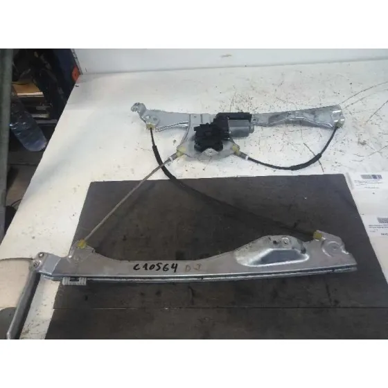 Elevalunas Delantero Izquierdo para Renault Clio Iii