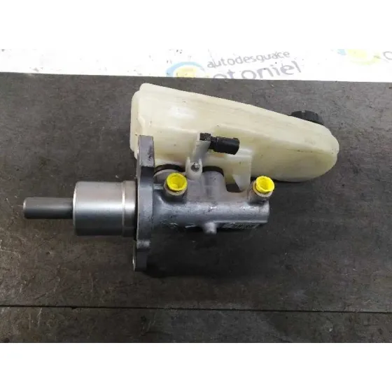Bomba Freno para Mitsubishi Colt Berlina 5 (Z30A)