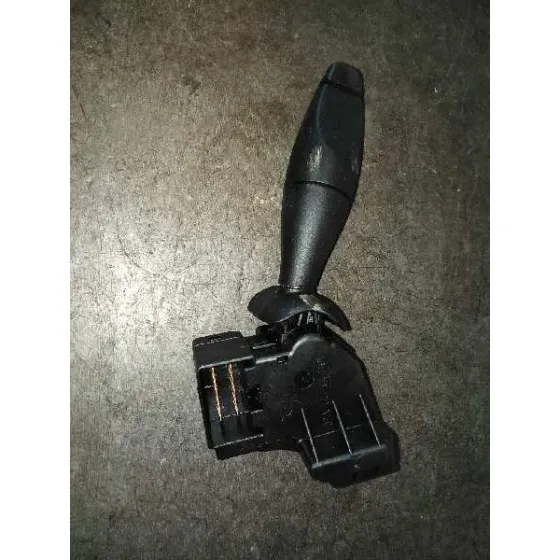 Mando Limpia para Ford Focus Berlina (Cak)