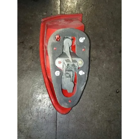 Piloto Trasero Derecho para Alfa Romeo 147 (190)
