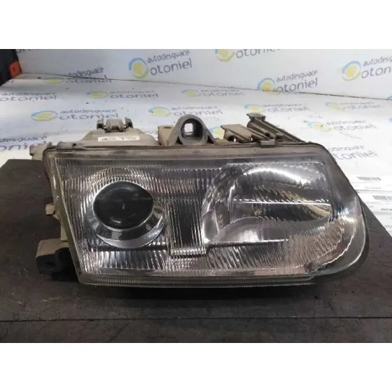 Faro Derecho para Alfa Romeo 145