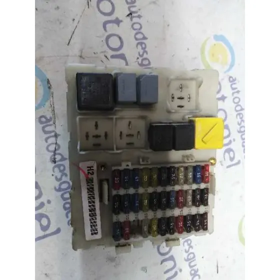 Caja Reles / Fusibles para Ford Focus Turnier (Cak)
