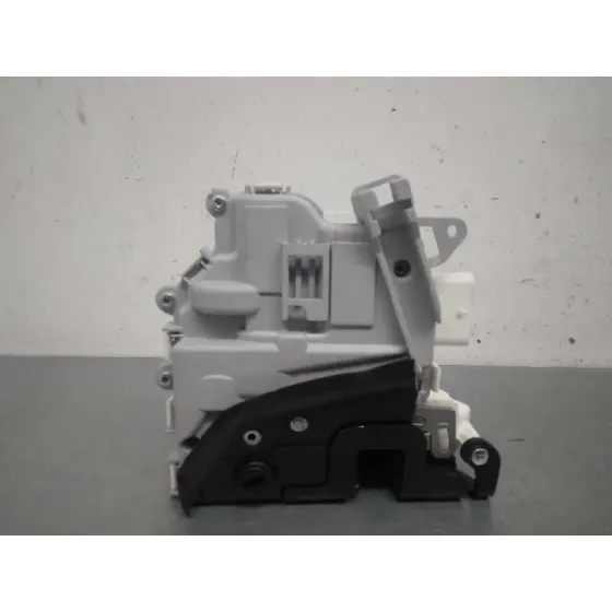 Cerradura Puerta Trasera Izquierda para Audi A3 (8V)
