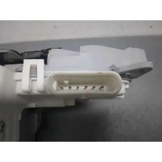 Cerradura Puerta Trasera Izquierda para Audi A3 (8V)